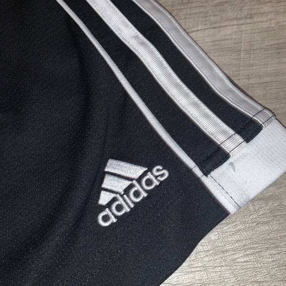 adidas basketball shorts - Picture 2 of 2